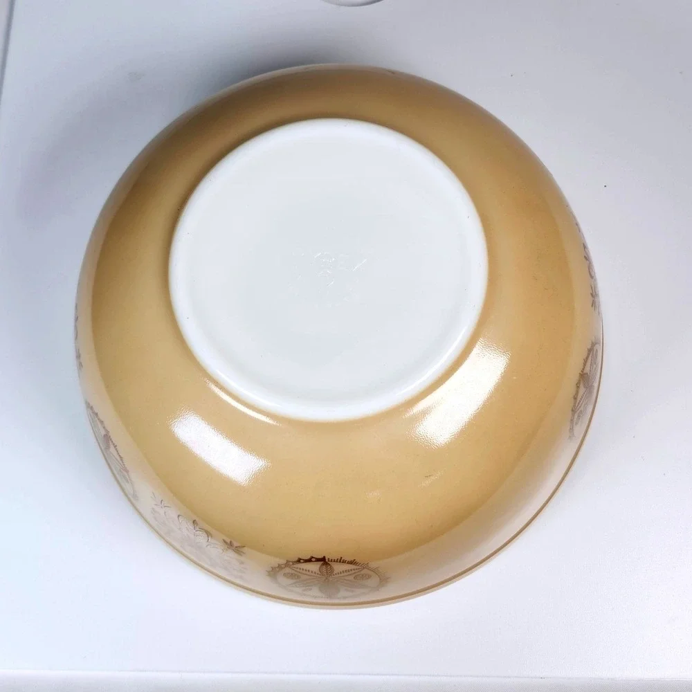 Vintage Pyrex 404 Promotional Gold Hex Signs Beige Gold Mixing Bowl 4 Quarts VTG